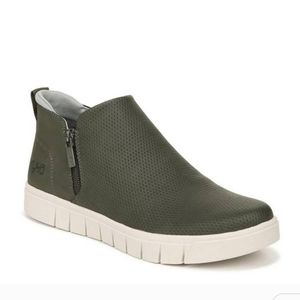 Ryka Hensley Suede Ankle Sneaker Green Size 8.5